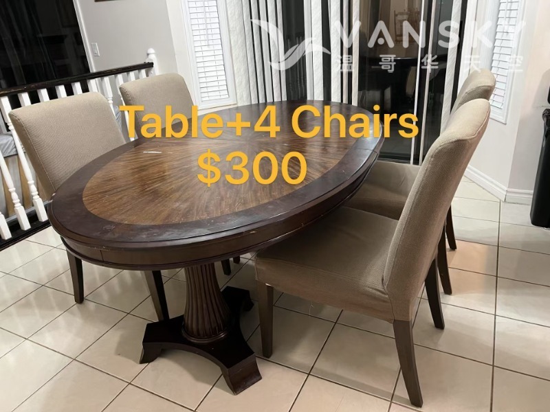 250115001021_Dinning table with four chairs.jpg